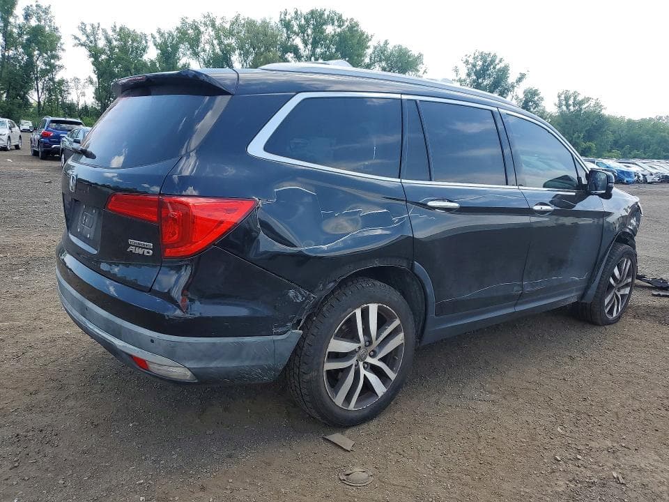 2017 HONDA PILOT TOURING 3