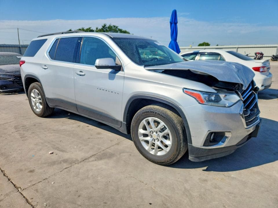 2021 CHEVROLET TRAVERSE LT 4