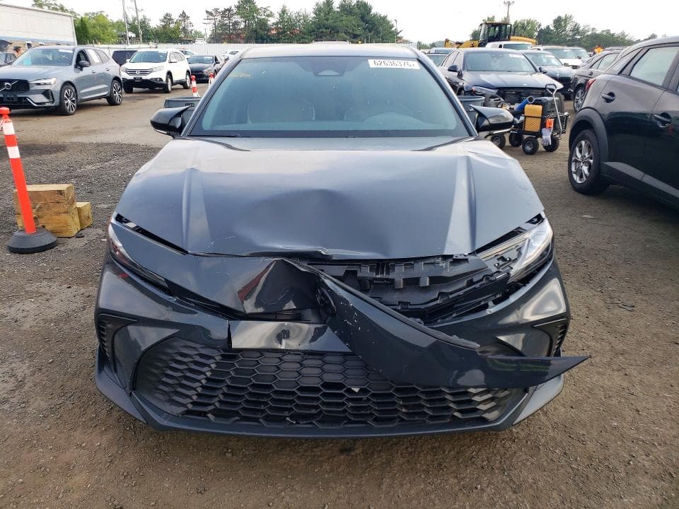 2026 TOYOTA CAMRY SE 5