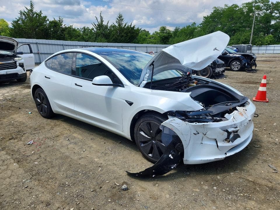 2026 TESLA MODEL 3 4