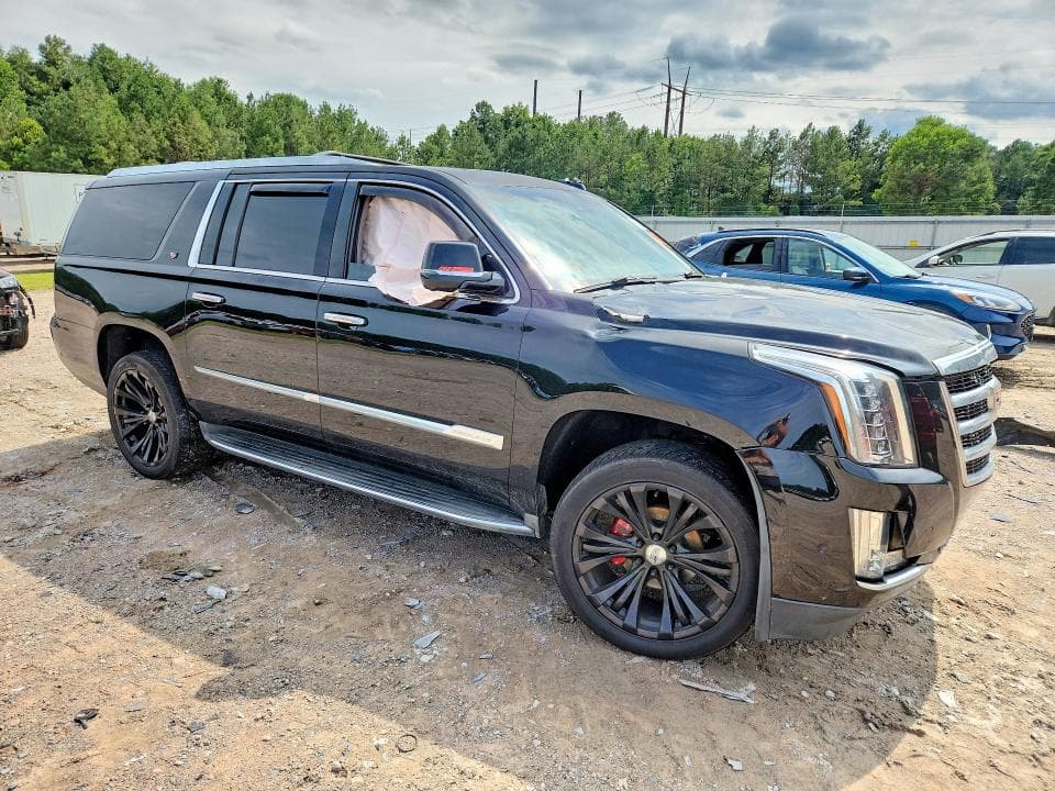 2017 CADILLAC ESCALADE ESV LUXURY 4