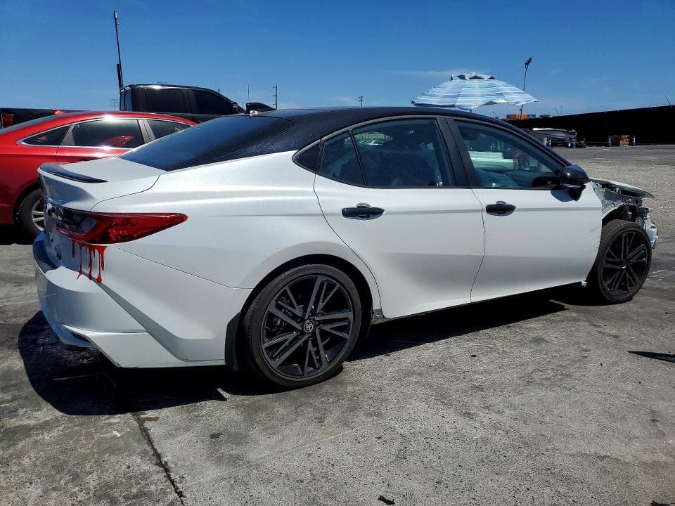 2025 TOYOTA CAMRY XSE 3
