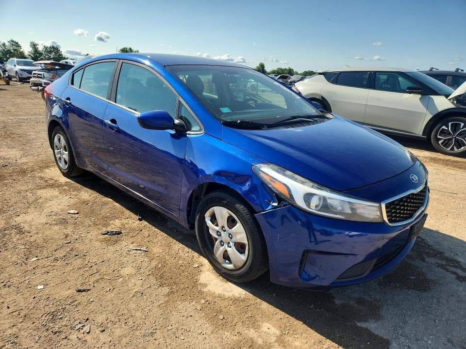2017 KIA FORTE LX 4