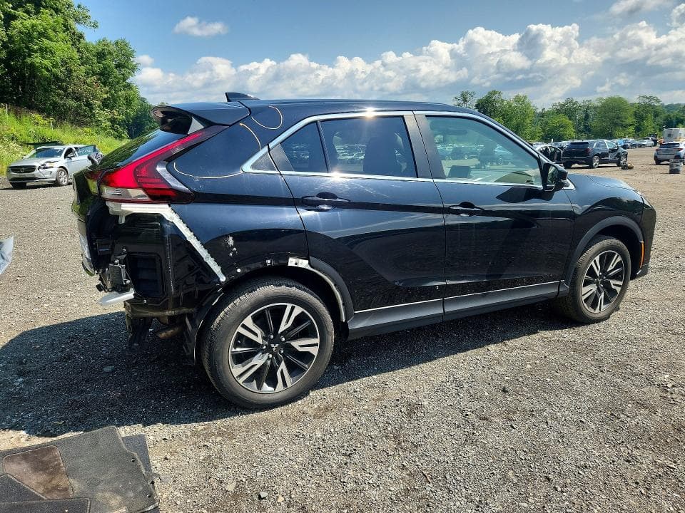 2024 MITSUBISHI ECLIPSE CROSS SE 3