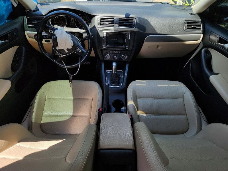 2017 VOLKSWAGEN JETTA SE 8