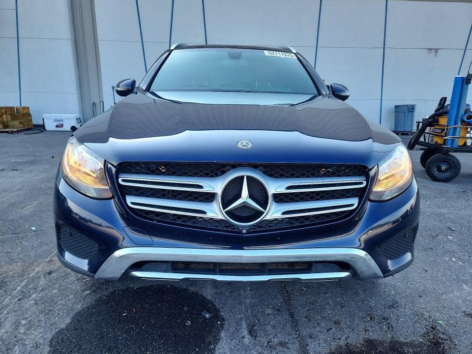 2018 MERCEDES-BENZ GLC 300 5