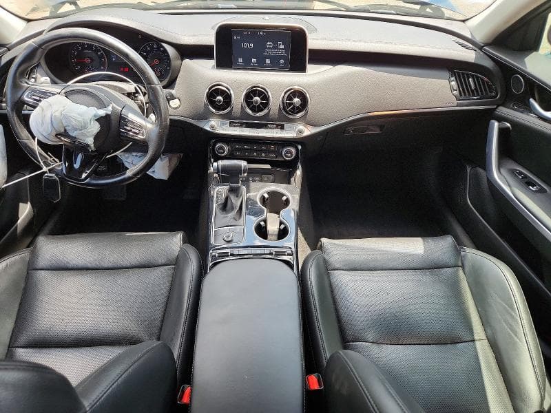2019 KIA STINGER BASE 8