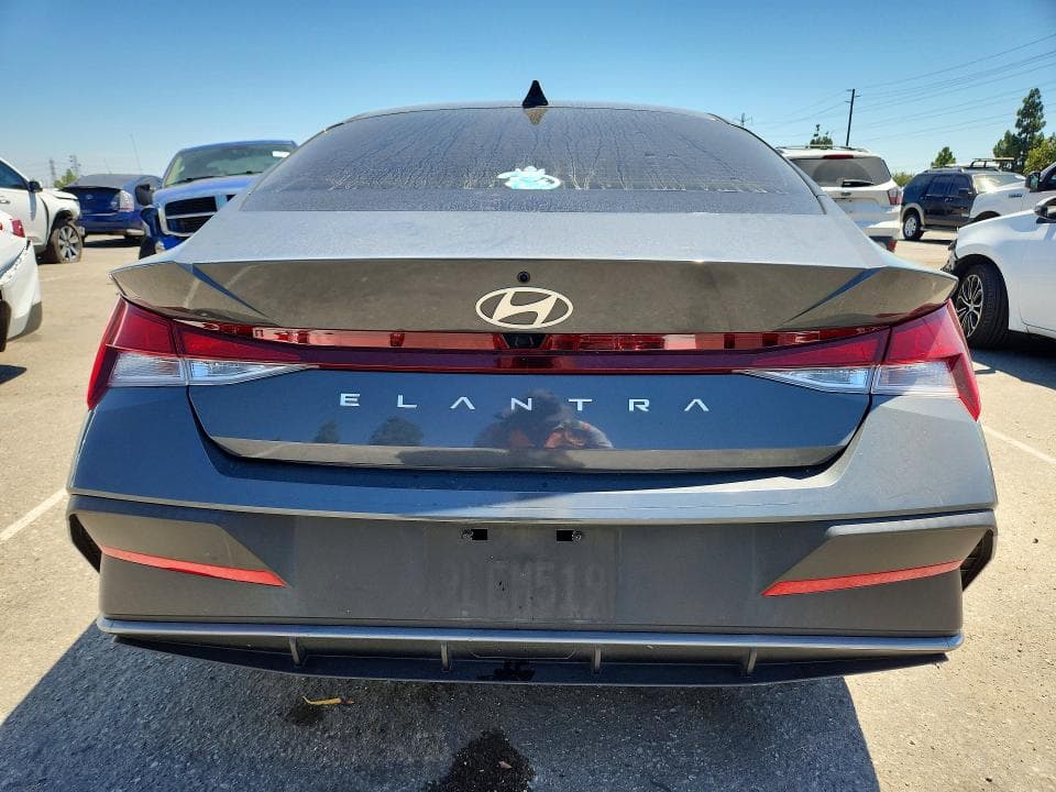 2024 HYUNDAI ELANTRA SEL 6