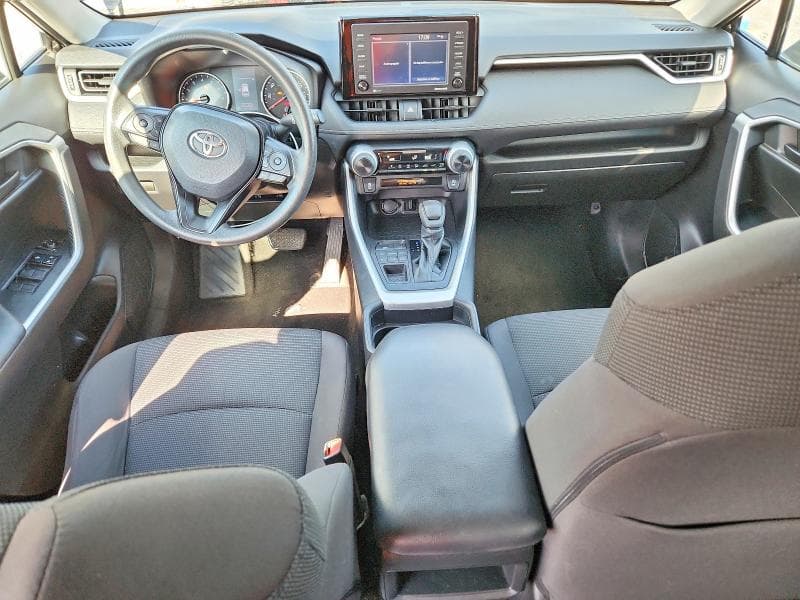 2021 TOYOTA RAV4 LE 8