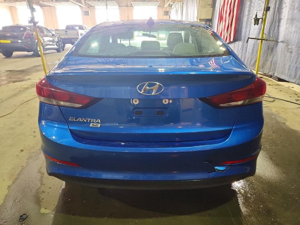 2017 HYUNDAI ELANTRA SE 6