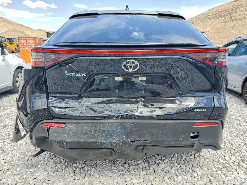 2024 TOYOTA BZ4X XLE 6