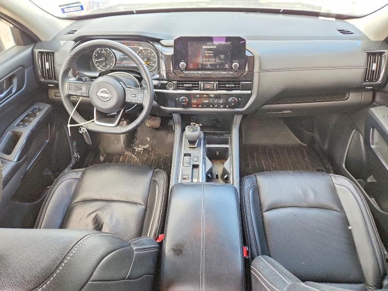 2023 NISSAN PATHFINDER SV 8