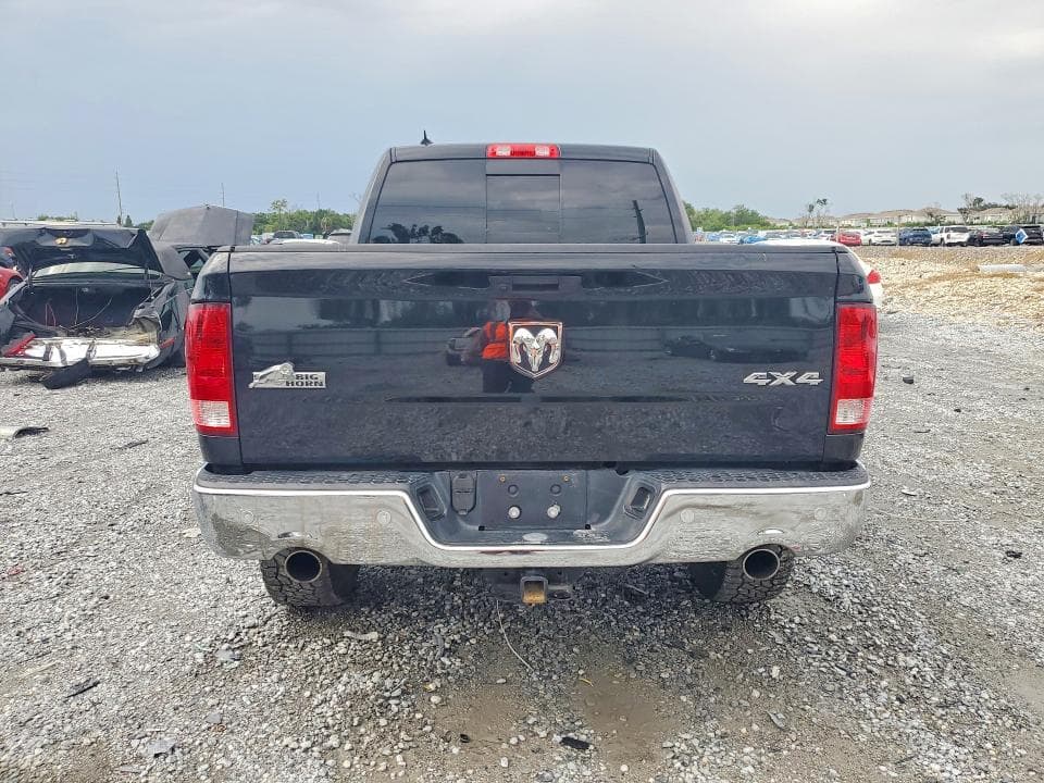 2019 RAM 1500 CLASSIC SLT 6