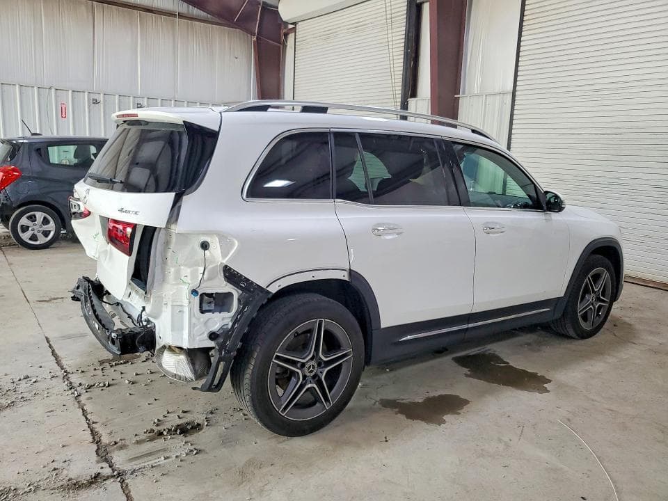2023 MERCEDES-BENZ GLB 250 4MATIC 3
