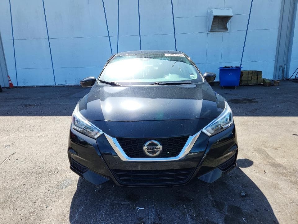2021 NISSAN VERSA SV 5