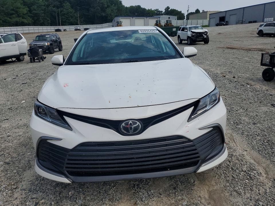 2024 TOYOTA CAMRY LE 5