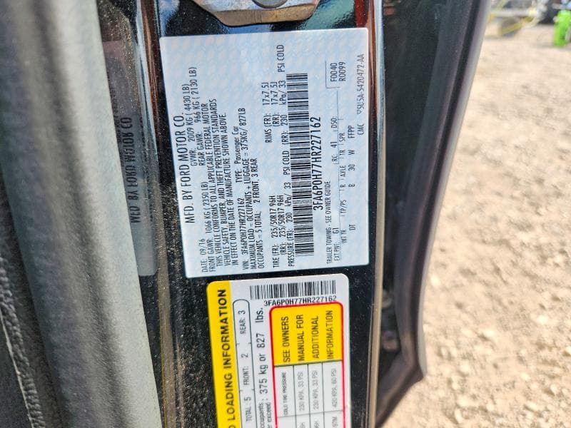 2017 FORD FUSION SE 12