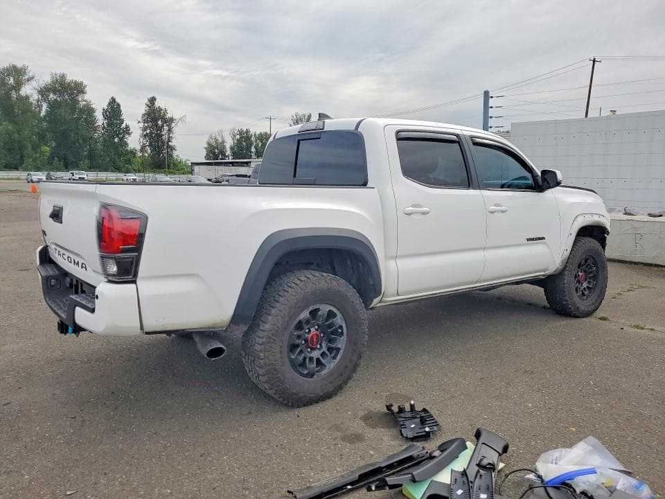 2018 TOYOTA TACOMA TRD OFF-ROAD 3