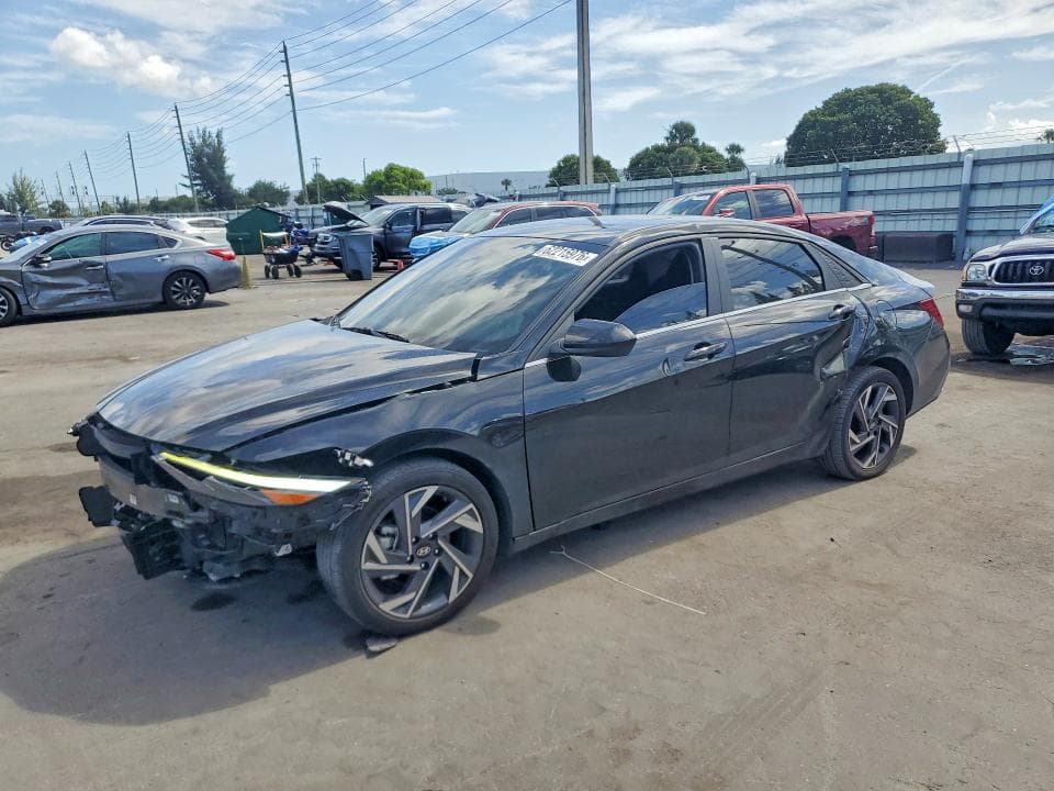 2024 HYUNDAI ELANTRA SEL - 1