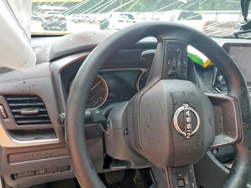 2026 NISSAN ROGUE S 9