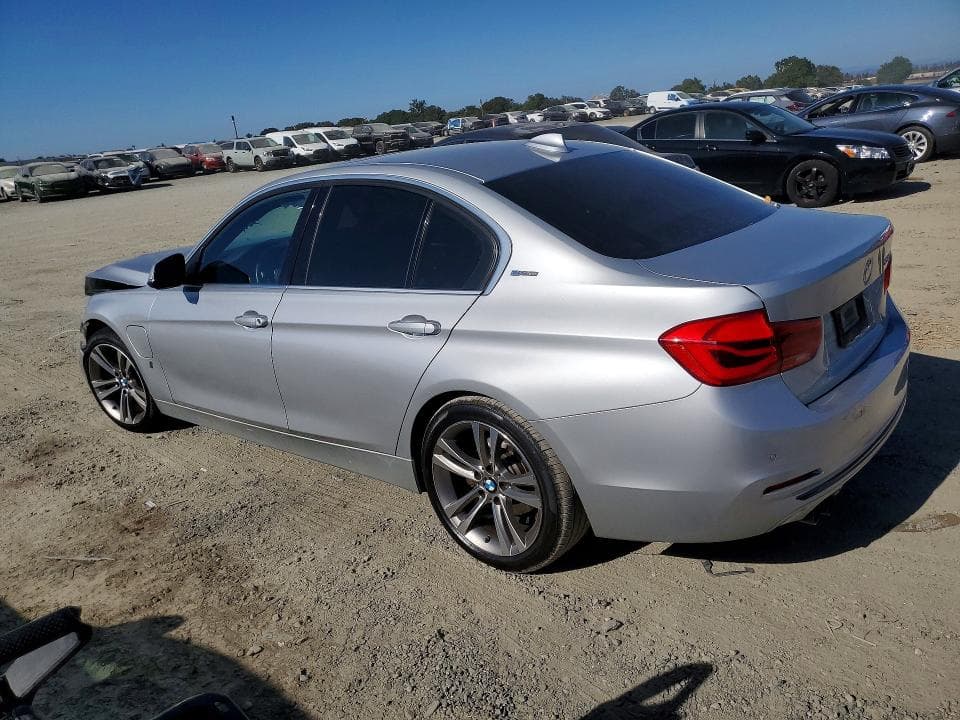 2017 BMW 330E 2