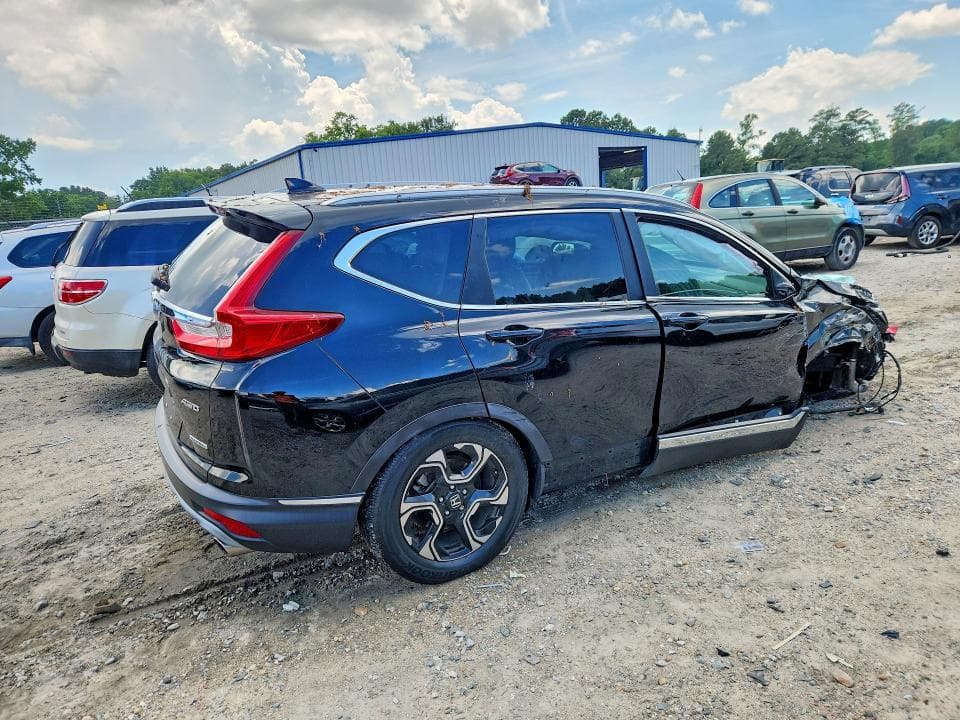 2017 HONDA CR-V TOURING 3