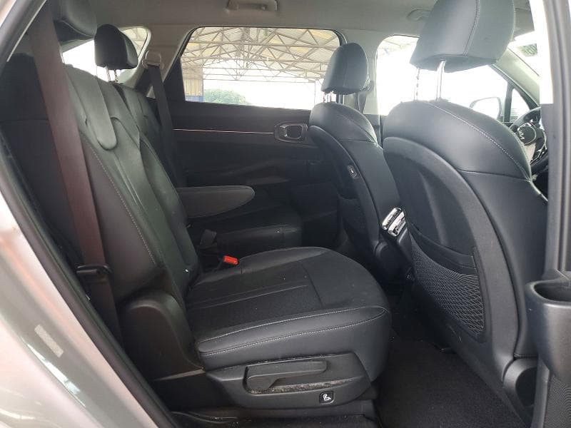 2023 KIA SORENTO EX 10