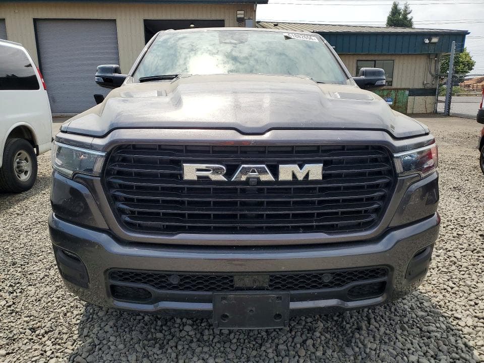 2025 RAM 1500 LARAMIE 5
