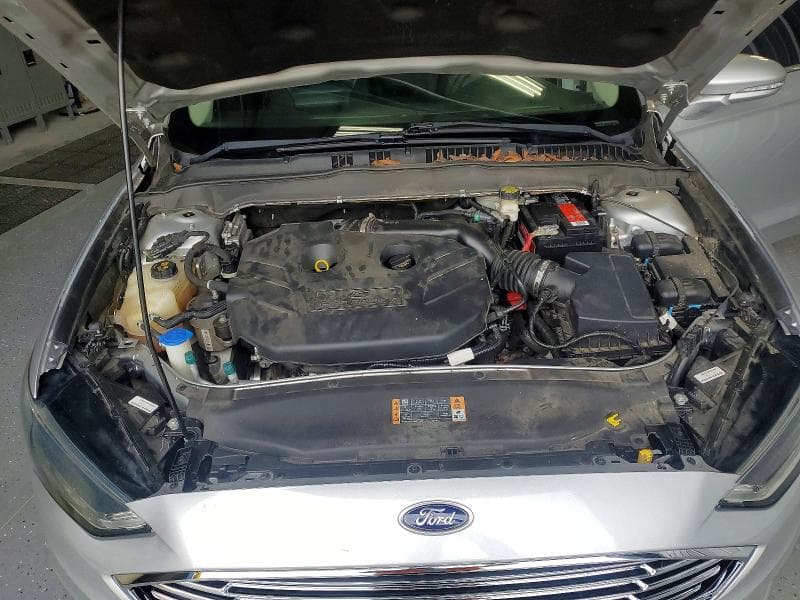 2017 FORD FUSION SE 11