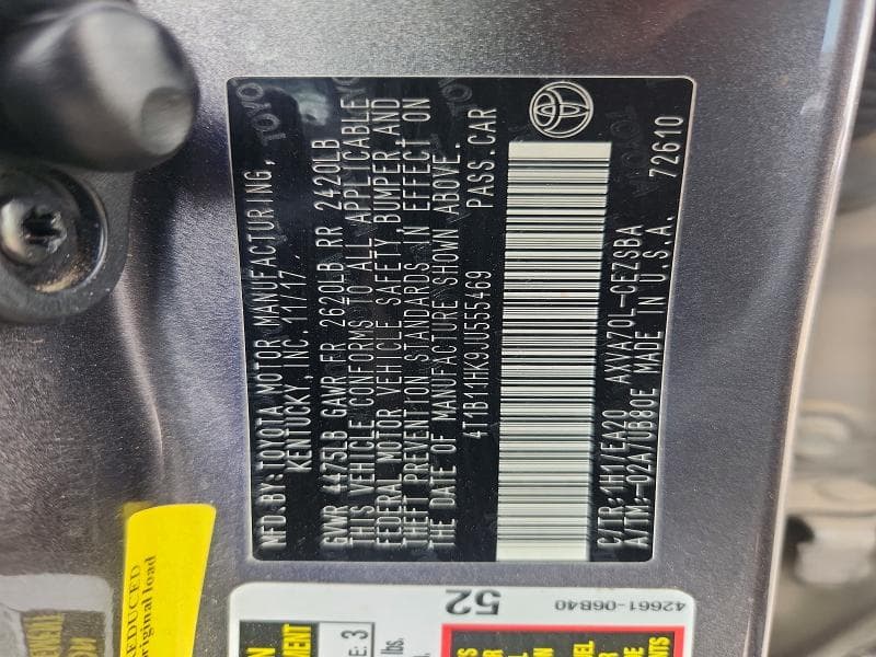 2018 TOYOTA CAMRY SE 13