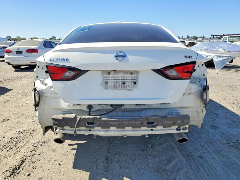 2021 NISSAN ALTIMA SR 6