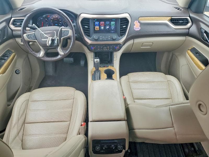 2018 GMC ACADIA DENALI 8