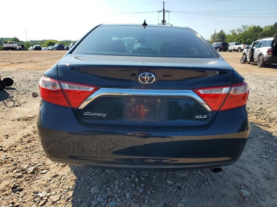 2017 TOYOTA CAMRY XLE 6