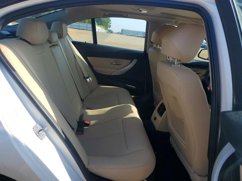 2018 BMW 320 I 10