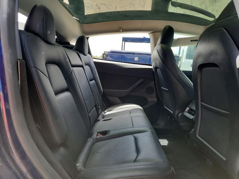 2023 TESLA MODEL Y 10
