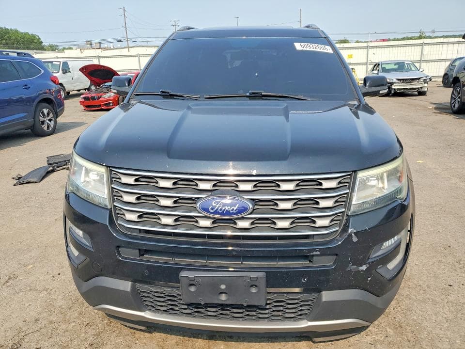2017 FORD EXPLORER XLT 5