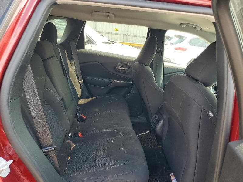 2019 JEEP CHEROKEE LATITUDE 11
