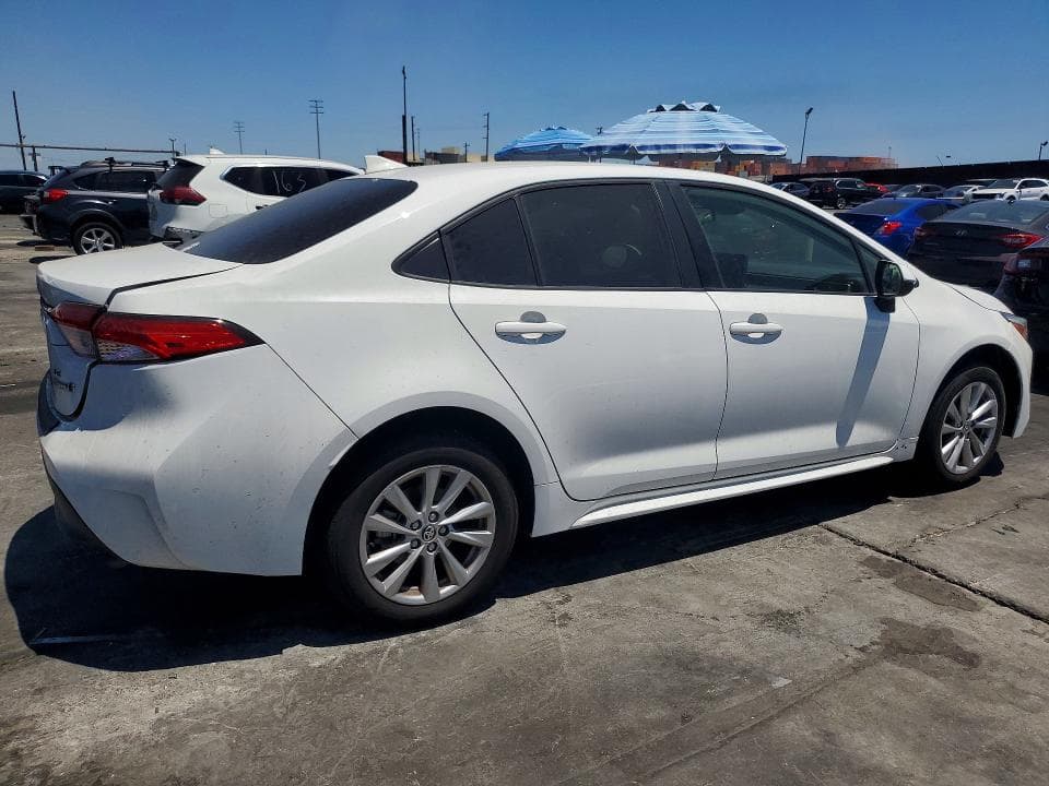 2024 TOYOTA COROLLA HYBRID LE 3