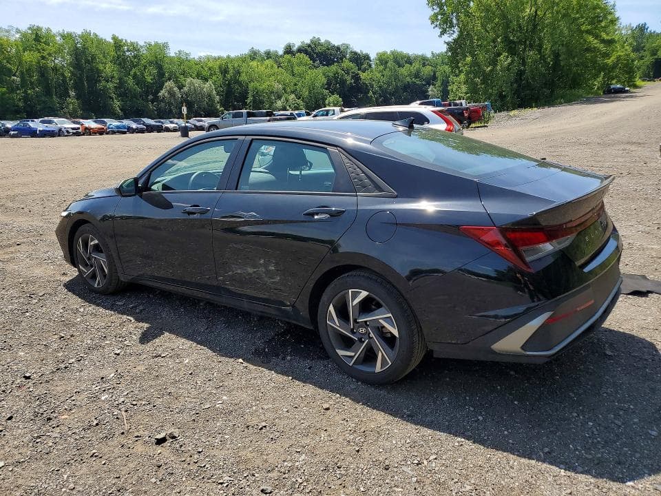 2025 HYUNDAI ELANTRA SEL SPORT 2