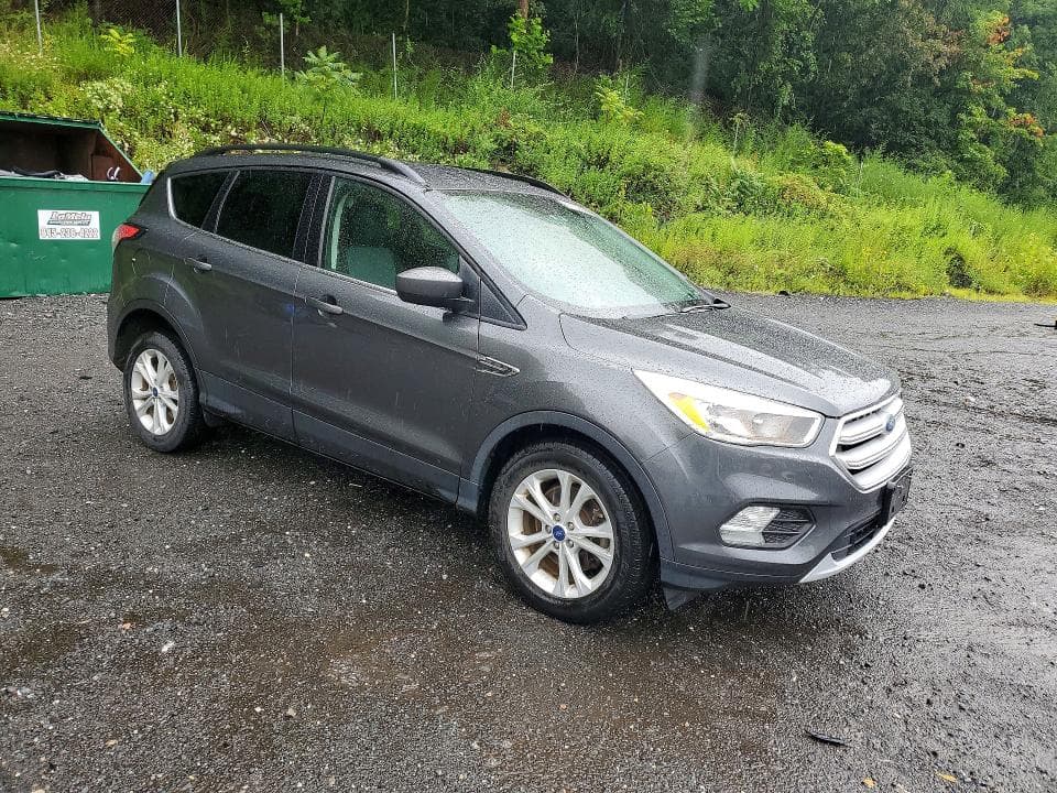 2018 FORD ESCAPE SE 4