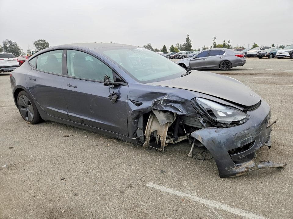2023 TESLA MODEL 3 4