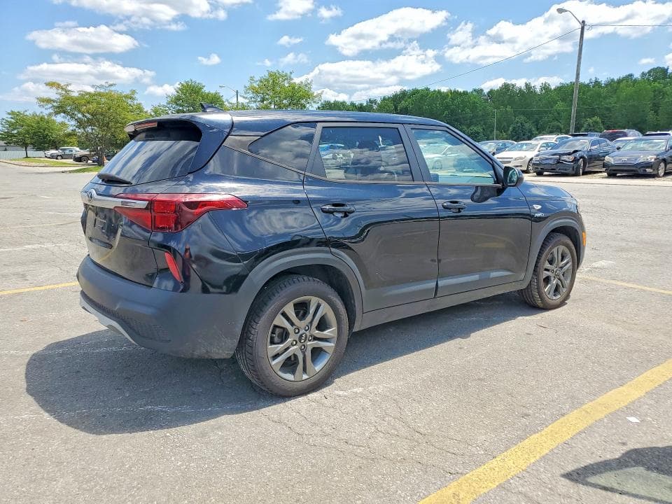 2021 KIA SELTOS LX 3