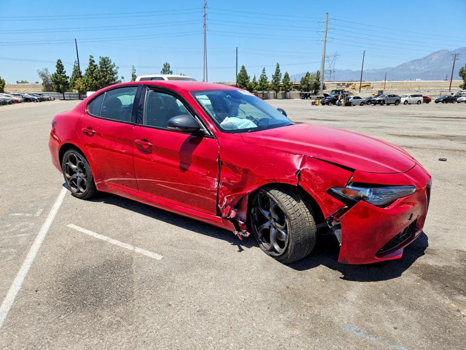2018 ALFA ROMEO GIULIA 4
