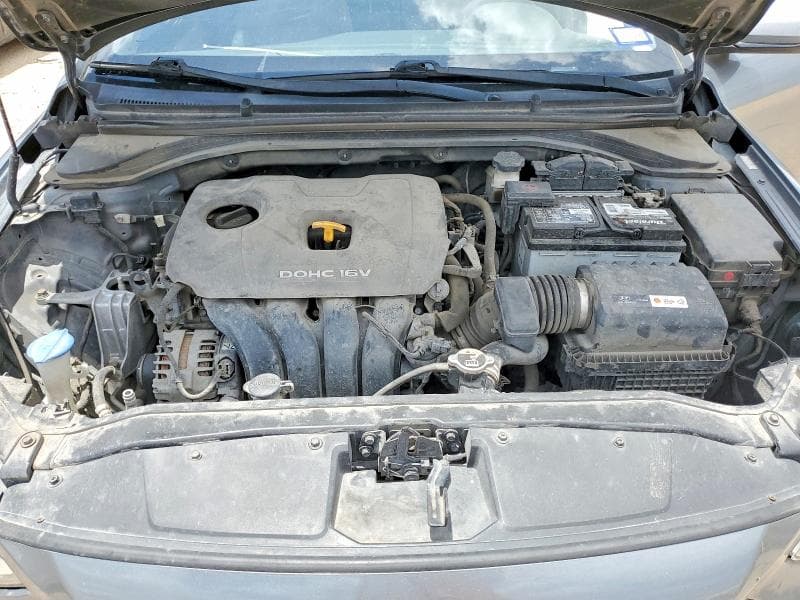 2017 HYUNDAI ELANTRA SE 11