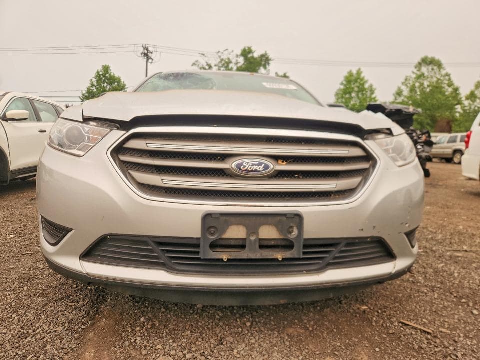 2018 FORD TAURUS SE 5