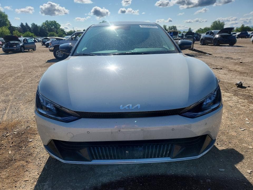 2023 KIA EV6 WIND 5