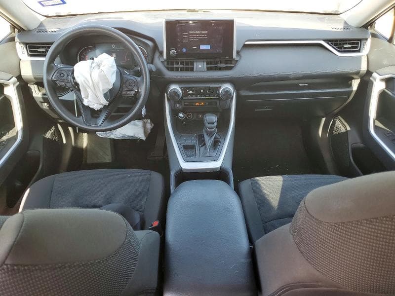 2023 TOYOTA RAV4 LE 8
