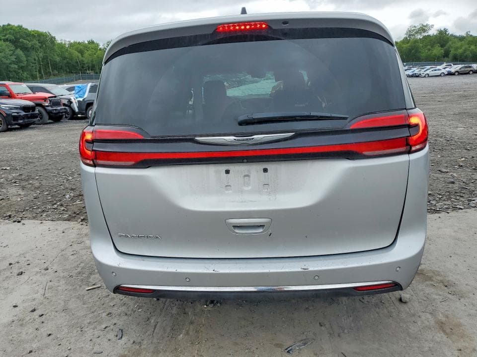 2023 CHRYSLER PACIFICA TOURING L 6