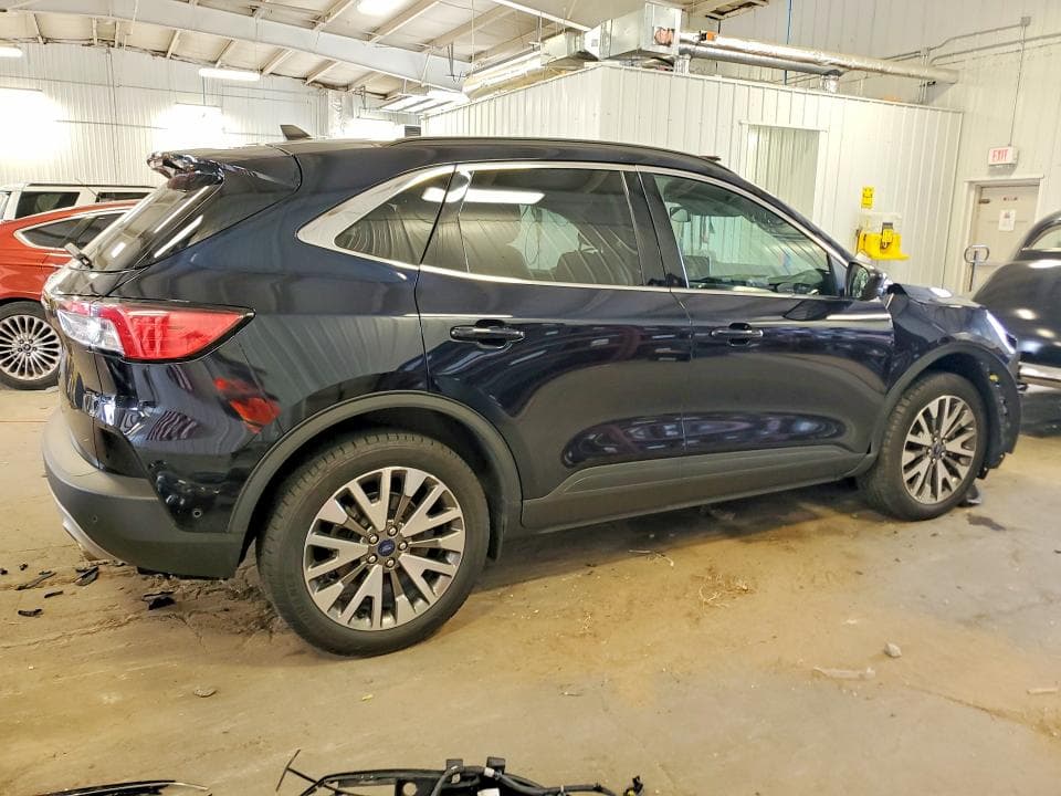 2021 FORD ESCAPE TITANIUM 3
