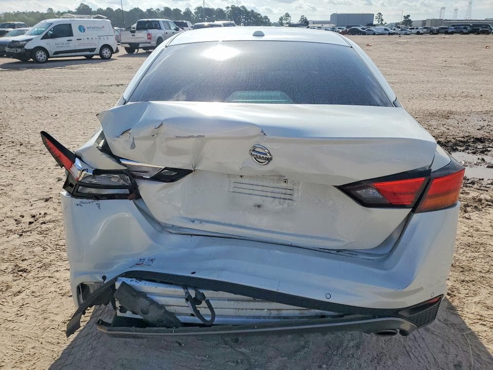 2020 NISSAN ALTIMA SR 6